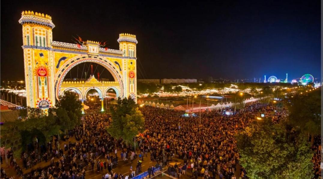 Appartamento Loftriana Siviglia Esterno foto