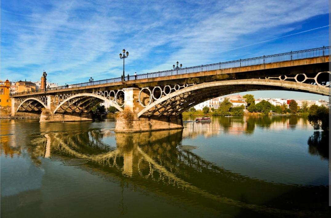 Appartamento Loftriana Siviglia Esterno foto